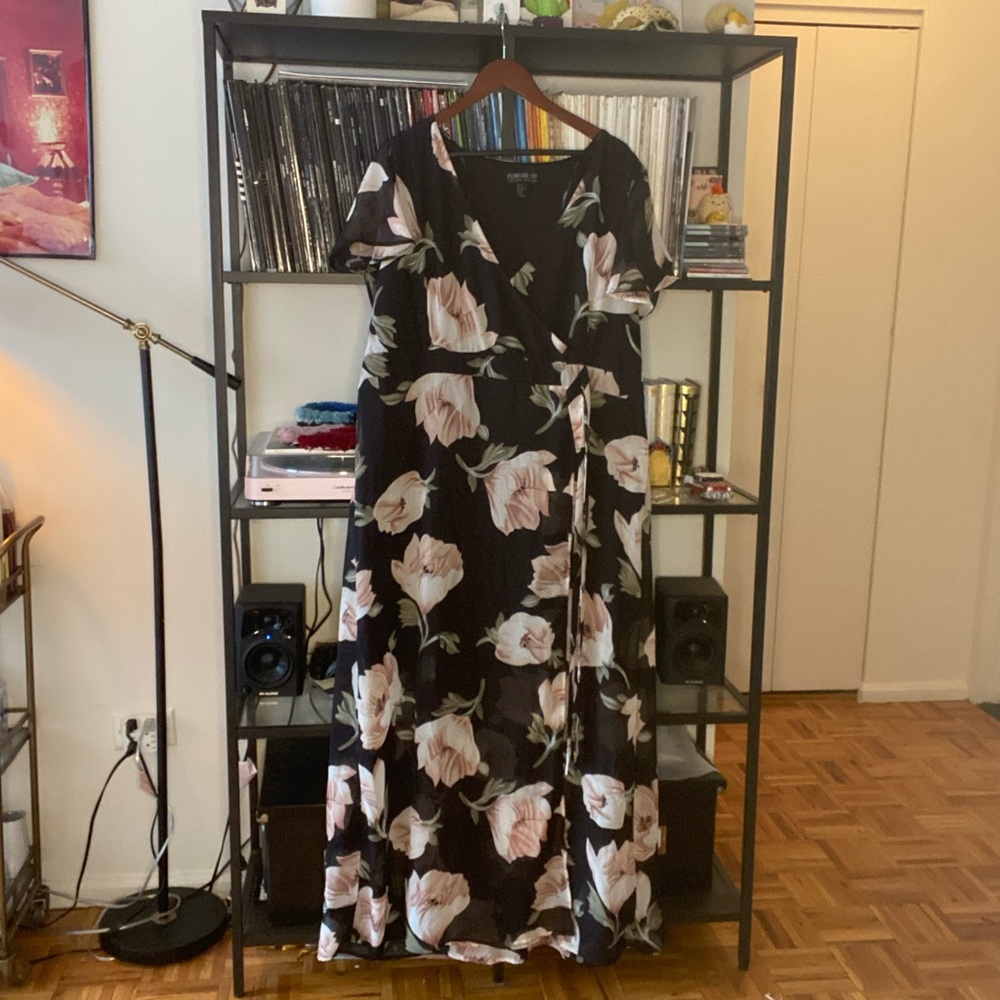F21 plus 3XL long floral dress! like new 👗